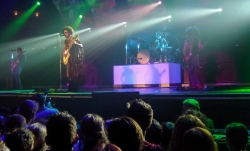 Lenny KravitzJun 4, 2002 Badalona     Barcelona