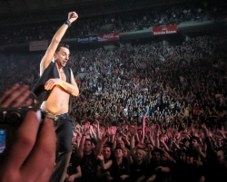 Depeche ModeFeb 11, 2006 Palau Sant Jordi     Barcelona